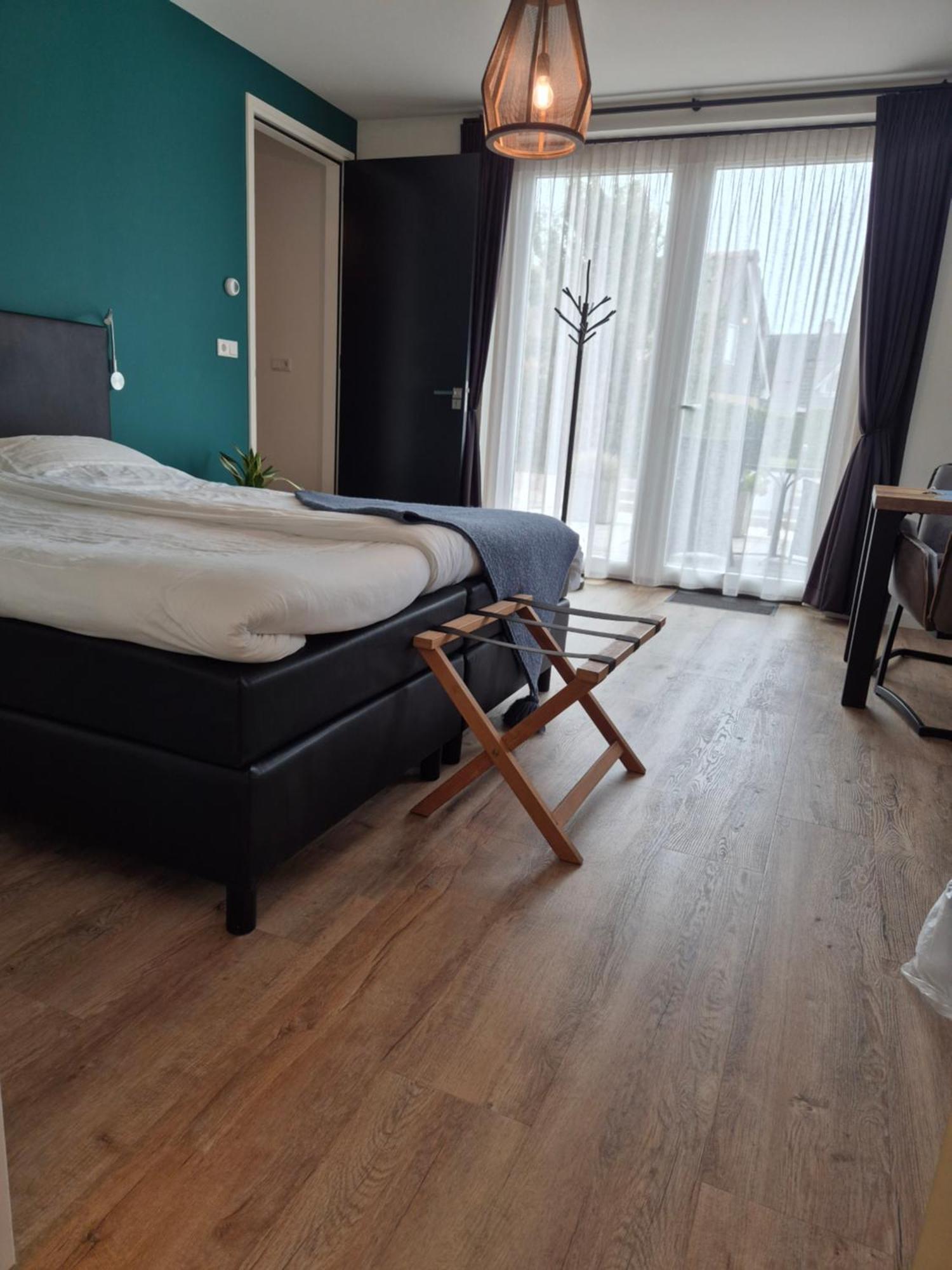 Bnb Westerduinen, De Bollekamer Bed & Breakfast De Koog  Ngoại thất bức ảnh